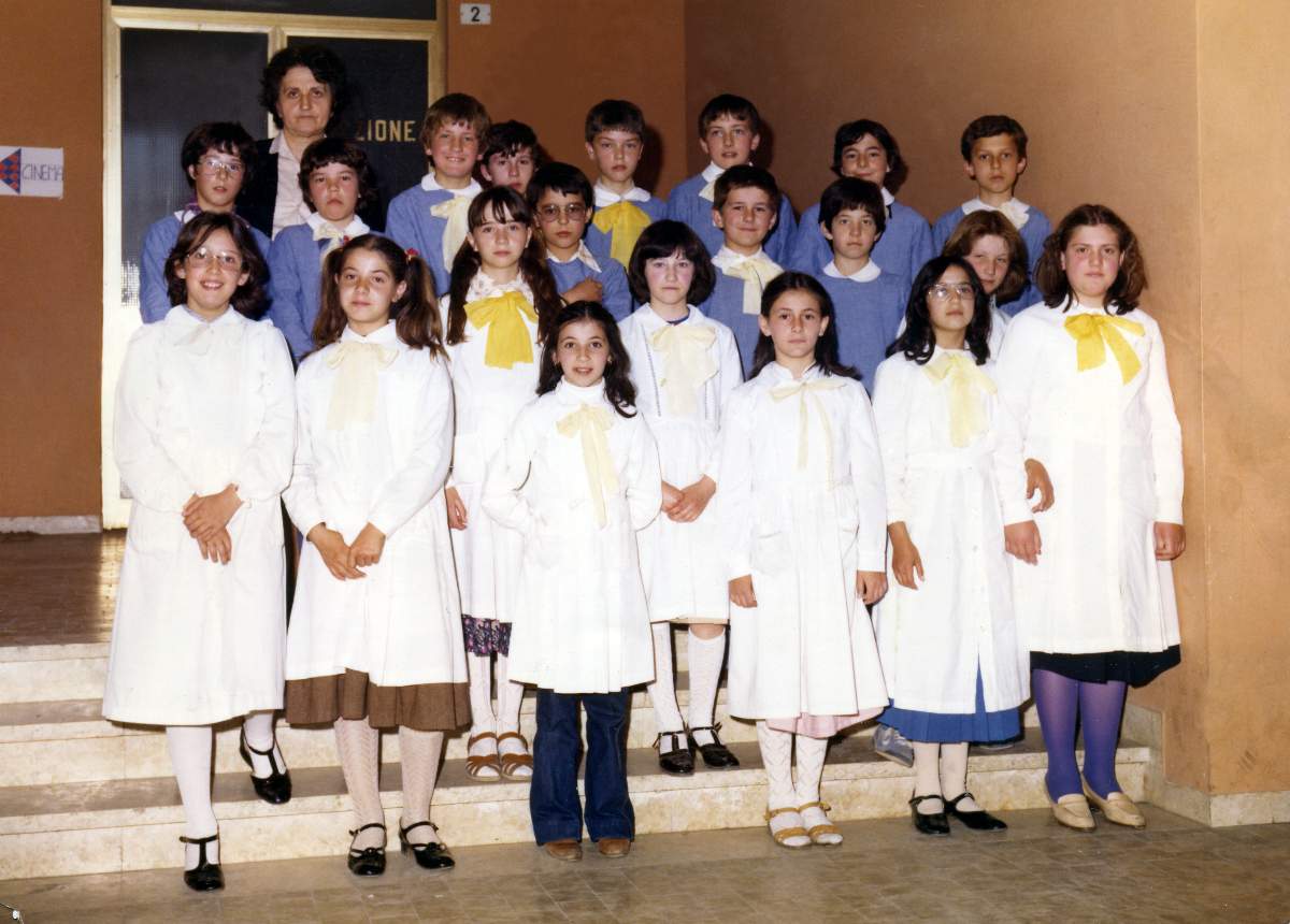 Classe 1969 Maestra Sartor Ines. Circa 1978. Sandro Calzamatta, Angelo Borlina, Fabio Facin, Fabio Xillo, Roberto Gemin, Luca Tocchetto, Gianni Fruscalzo, Gianni Ceccato, Stefano Melara, Andrea Pellizzari, Mauto Faccin, Elisabetta Travaglia, Fabiola Dal Din, Paola Mazzoccato, Diana Bordin, Dorina Brombal, Debora Fasan, Carla Massimo, Marta Morlin, Loretta Bonora.