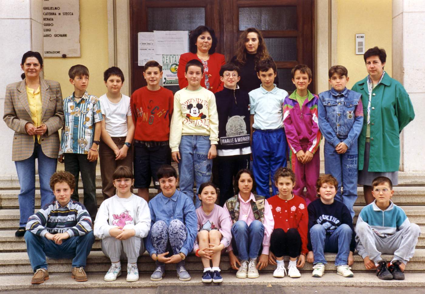 Maestra Silvana Venturini, Roberto Casagrande, Enrico Morlin, Enrico Mussato, Giacomo Mason, Alberto Tonello, Stefano De Angeli, Massimo Poloniato, Roberto Coccia, maestra Mara Garbujo, Enrico Benetti, Federica Bavero, Daniela Copiello, Mara Barichello, Federica Mason, Claudia Poloni, Lamberto Zanetti, Franco Ceccato.